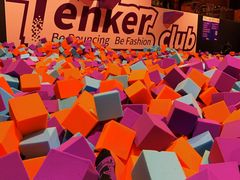 -Tenker Club弹刻极限主题公园 · 蹦床 · 团建 · 生日派对(大关店)