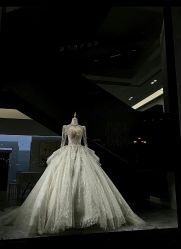 -Vera Wang婚纱礼服旗舰店