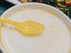 -三江源美食城