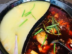 -重庆烧鸡公火锅(簋街店)