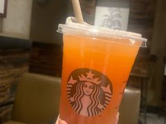 -星巴克(深圳宝安泰华店)