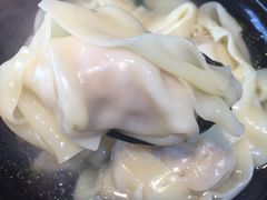 -真真鲜馄饨店(启蒙路店)