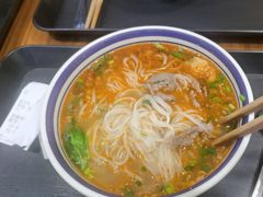 -云阿蛮云南生烫牛肉米线(奉贤路店)