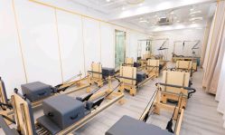 -亚太瑜伽普拉提学院