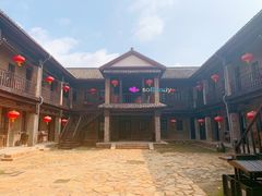-清风小镇闯关东影视基地