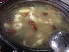 -花苑美食横琴生蚝火锅(拱北粤华路店)