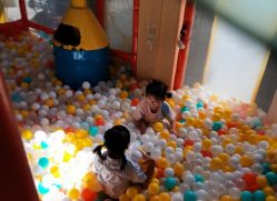 -动力星球家庭亲子游乐中心