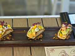 -Mark&Mars Restaurant