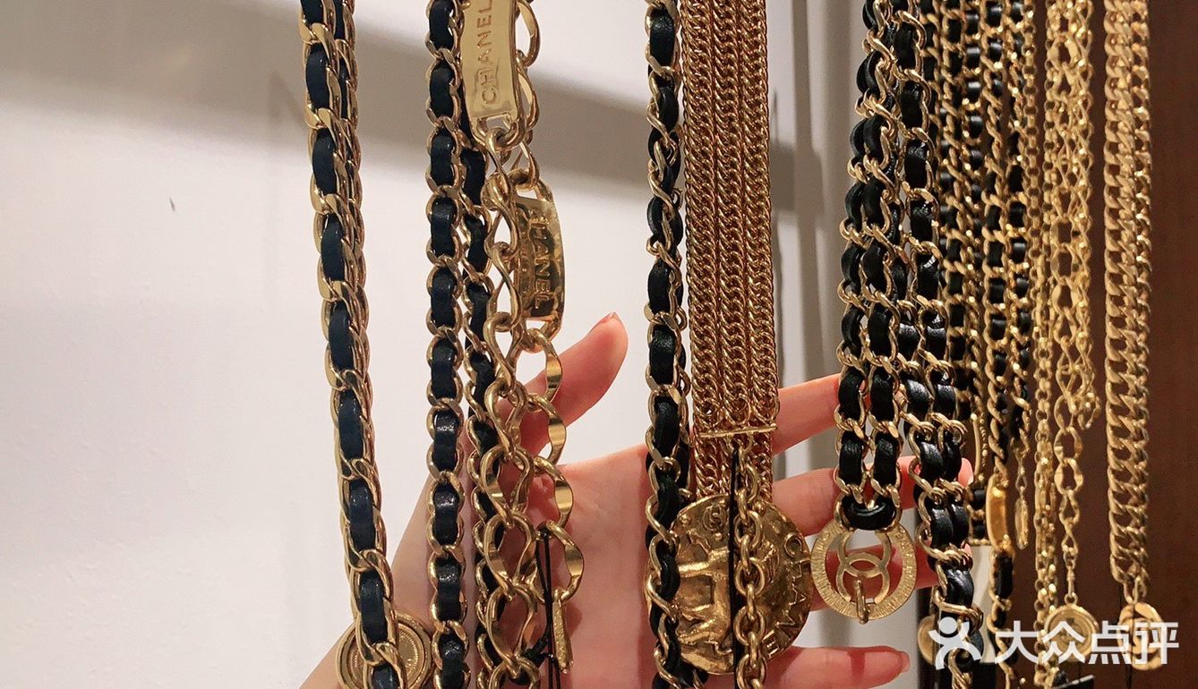 比专柜香奈儿还多的中古店