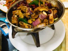 干锅肥肠-一品香鱼庄(三元店)