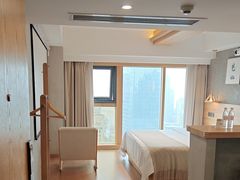 -闲隅江景艺术酒店(解放碑洪崖洞总店)