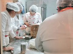 -小六汤包·老字号·中华名小吃(兴庆路店)