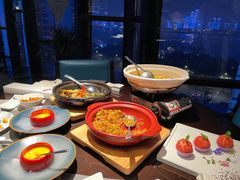 -江上荟·创意中国菜(绿地缤纷城店)