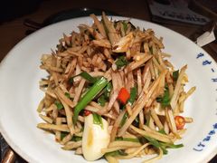 脆炒泡藕丝-吃饭皇帝大(解放西路店)