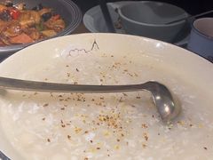 -蜜桃餐厅·伴山(湖滨商业街店)