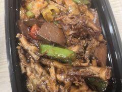 -江城燕子大排档(江汉路步行街店)