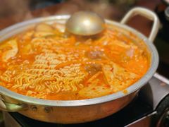 泡菜肥牛部队锅-春熙台韩国料理·章鱼肥牛(西丽店)