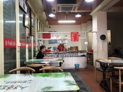 大堂-没牙伯花生汤店(老药洲店)