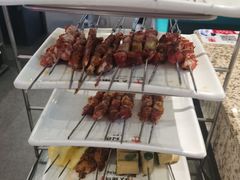 现穿羊肉串-丰茂烤串(六里桥店)