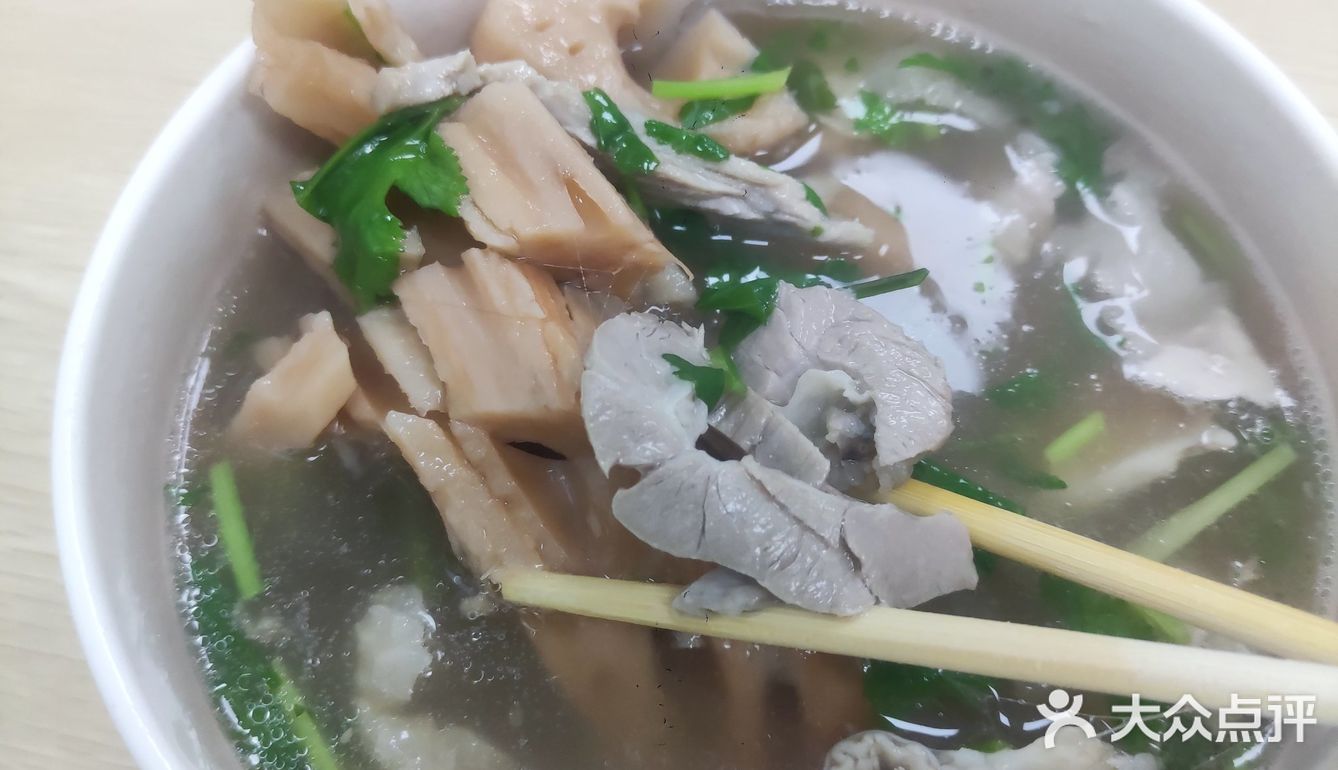 章鱼莲藕