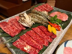 -炼火烤肉店