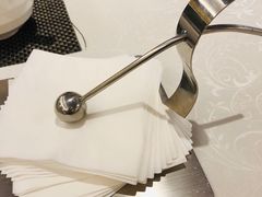 -乌兰湖畔草坪轻奢营地