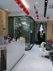 点击看大图 -首脑美发沙龙