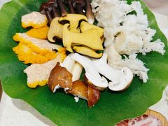 -钢管厂五区小郡肝串串香火锅(梅川路店)