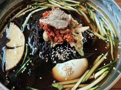 -百年石锅饭·朝鲜族传统民餐