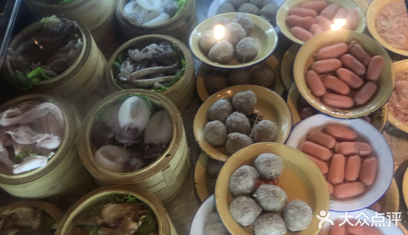           湘味火锅，就要现炒