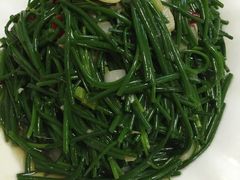 -苏莱特色牛骨滩羊手抓馆(长城东街总店)