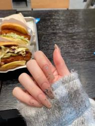 点击看大图 -Rena nail 美甲美睫私人定制
