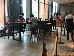 大堂-星巴克臻选(广州高德置地秋广场店)