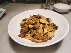 -佬麻雀·剁椒鱼头(京基KK One店)