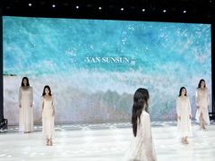 -荔秀服饰文化街区