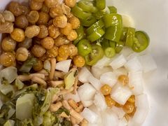 -丽丽三鲜螺蛳粉(田林路店)