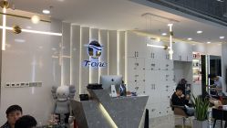 -AYO SALON