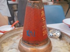 -毛辣果·贵州红酸汤牛肉火锅(西单店)