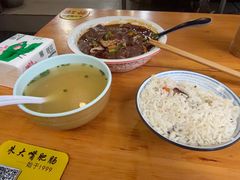 -朱大嘴肥肠血旺(福字街店)