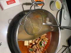 -左庭右院鲜牛肉火锅(浦江欢乐颂店)