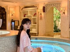 -麓湖国际水疗