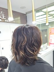 -镁连社·美联社