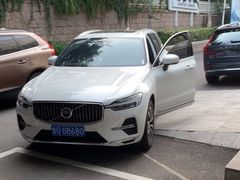 -青岛中升沃茂沃尔沃4S店(市北店)