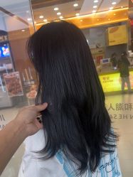 -川和潮人
