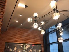 -星巴克(上海虹桥新天地二店)