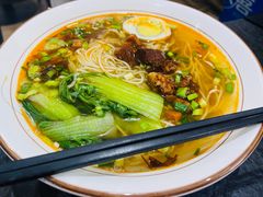 -蔼若春.传承三十年云南菜(金碧公园店)