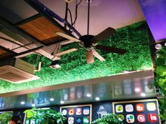 -朋友圈概念餐厅(象山万达广场店)