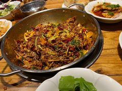 爆辣干锅鸭头-安诚居干锅鸭头(八角店)