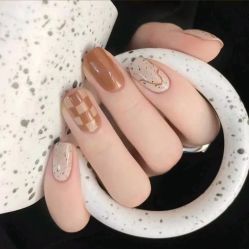 -悦指间美甲美睫