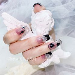 -莉娜美睫·穿戴甲